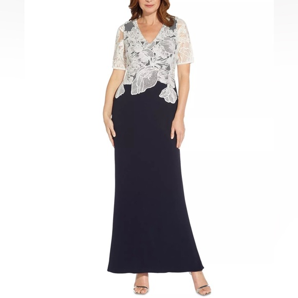 ADRIANNA PAPELL Navy Floral Embellished Short Sleeve Full-Length Gown - Reemoly - Picture 1 of 1